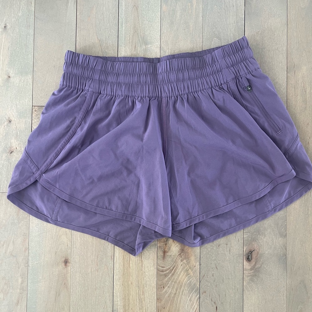 Lululemon Tracker Short - lavender/purple